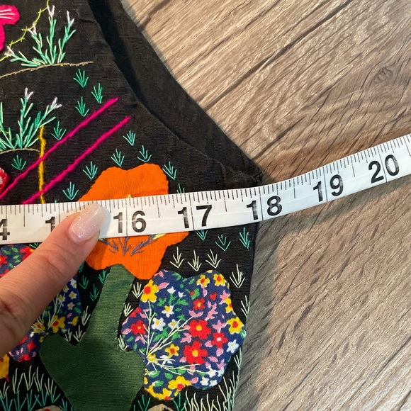 Signed Columbian 100% handmade Appliqué Embroidered Vest - Picture 11 of 16